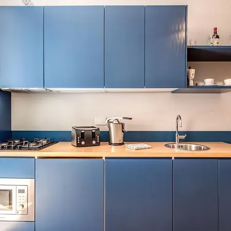 Trastevere Vintage 2 Bedroom 2nd Floor * ローマ