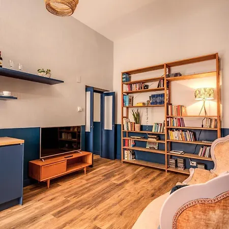 Apartman Trastevere Vintage 2 Bedroom 2nd Floor Róma